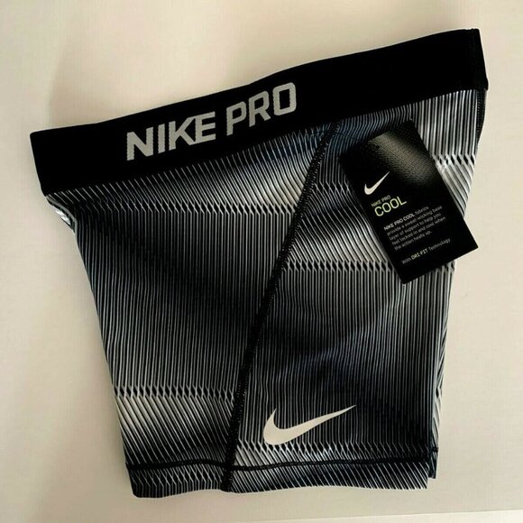 NEW NIKE PRO Womens 3.0" COMPRESSION Shorts-Black - Picture 3 of 6